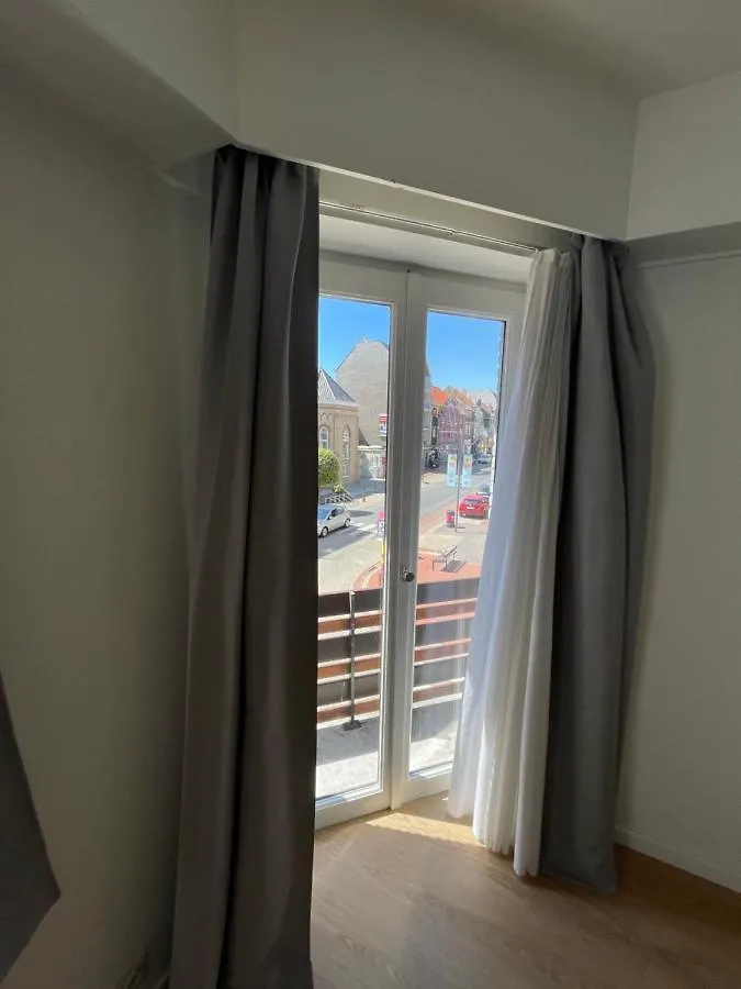 Ferienwohnung Bofeelie Gezellig 2 Slaapkamer App Aan Zee In Het Bruisende Middelkerke!